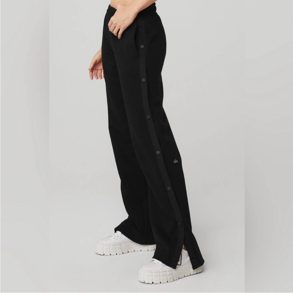 ALO TEARAWAY PANTS